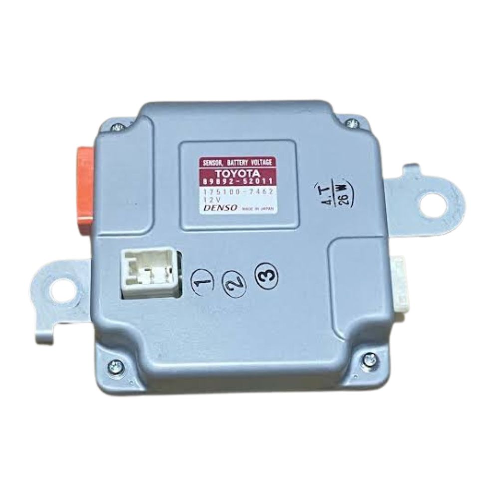 Toyota Aqua NHP10 genuine reconditioned battery voltage sensor 89892-52011 full view